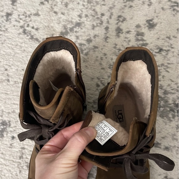 Ugg Boots - Picture 5 of 6